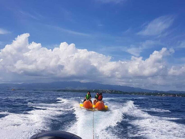 boracay-banana-boat-ride-experience