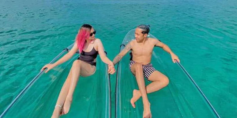 boracay-crystal-kayak-photo-op-experience