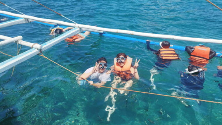 boracay-private-island-hopping-and-lunch-with-seaview