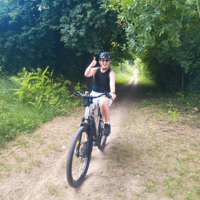 bordeaux-by-gravel-bike-historic-center-vineyards