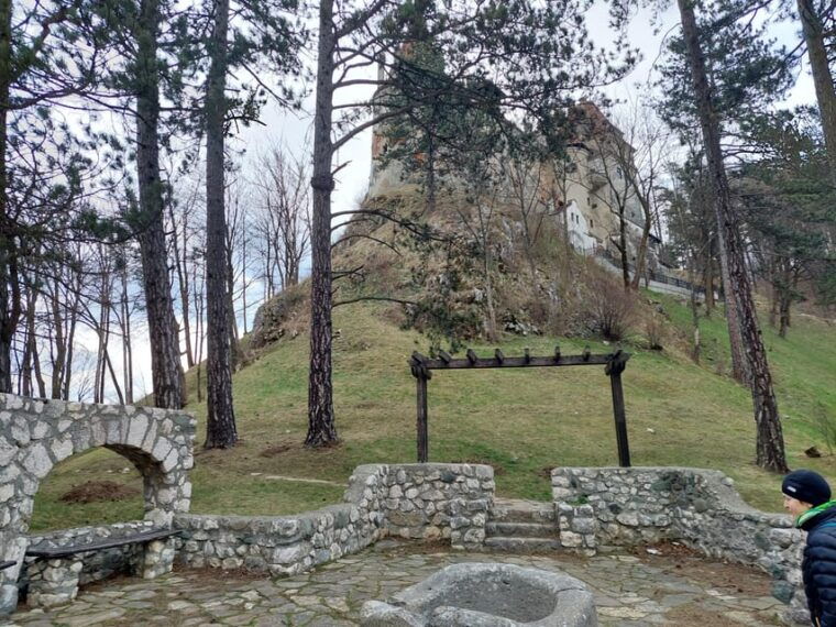 bran-one-castle-two-stories-dracula-and-queen-mary