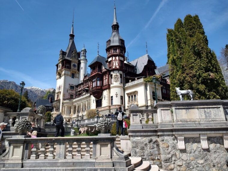 brasov-bran-peles-and-cantacuzino-castles-day-tour