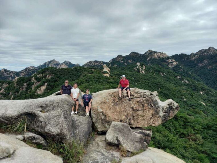bukhansan-mt-hiking-culture-tour-8-hours
