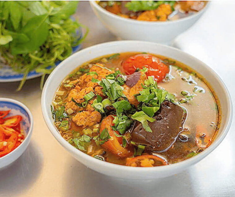 buon-ma-thuot-guided-food-tour-with-local-tastings