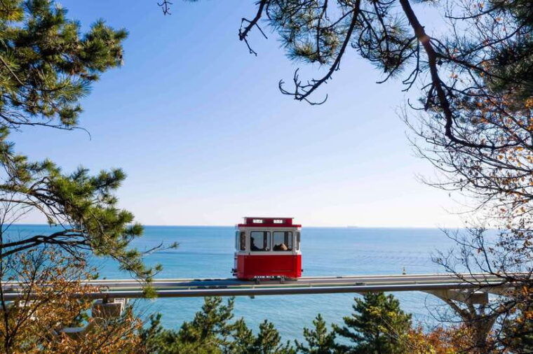 busan-sunset-haeundae-sky-capsule-busan-night-view-tour