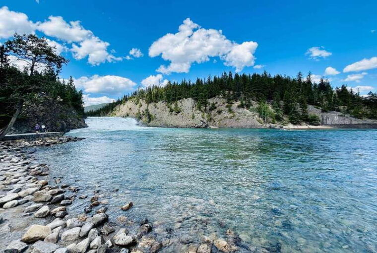 calgary-banff-full-day-private-banff-national-park-tour