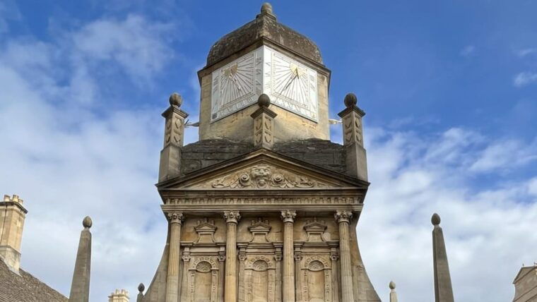 cambridge-city-walking-tour-exploration-game