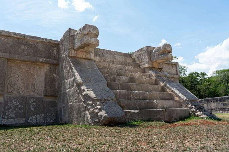 cancun-chichen-itza-early-access-tour-with-transportation