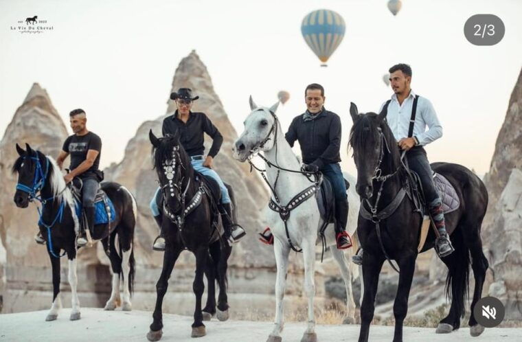 cappadocias-sunrise-horseback-riding