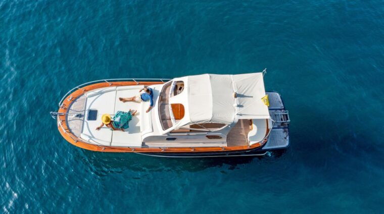 capri-private-boat-tour-from-sorrento-on-gozzo-9-cabin
