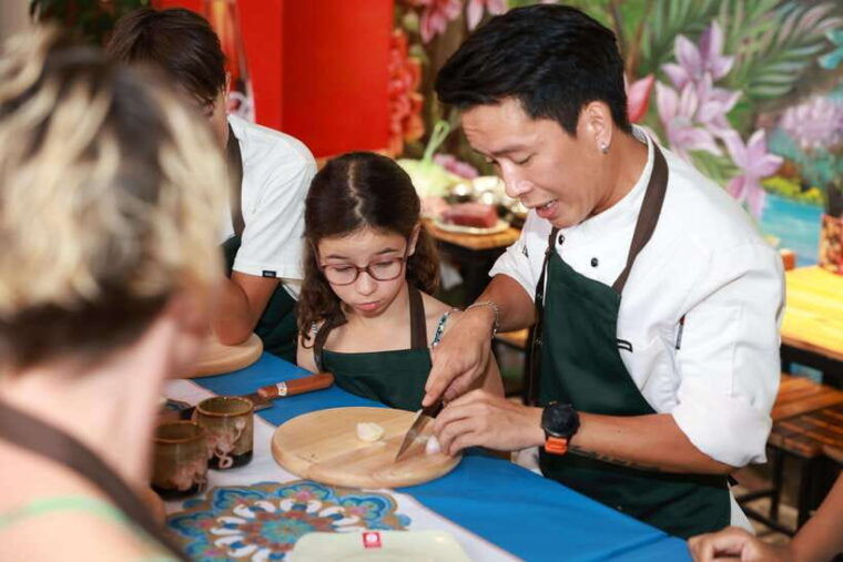 catba-authentic-vietnam-cooking-class-and-local-market-tour