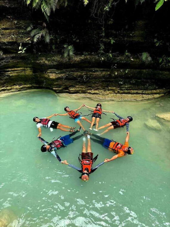 cebu-kawasan-falls-canyoneering-tour-with-direct-admission