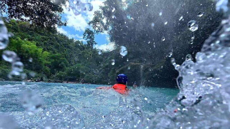 cebus-wild-waters-pescador-snorkeling-canyoneering-rush
