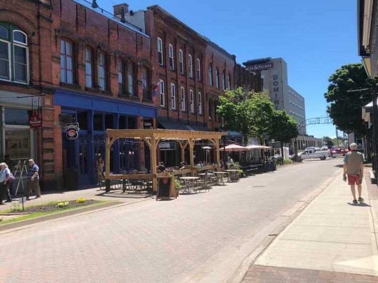 charlottetown-historical-architecture-guided-walking-tour