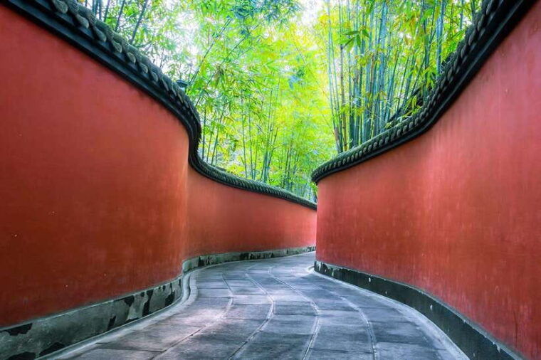 chengdu-panda-base-kuanzhai-alley-english-guide