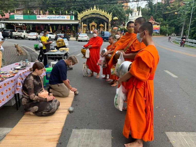 chiang-mai-doi-suthep-wat-umong-and-pha-lat-sunrise-tour