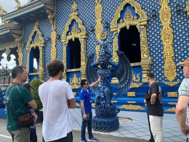 chiang-rai-7-stop-tour-with-english-guide-thai-buffet