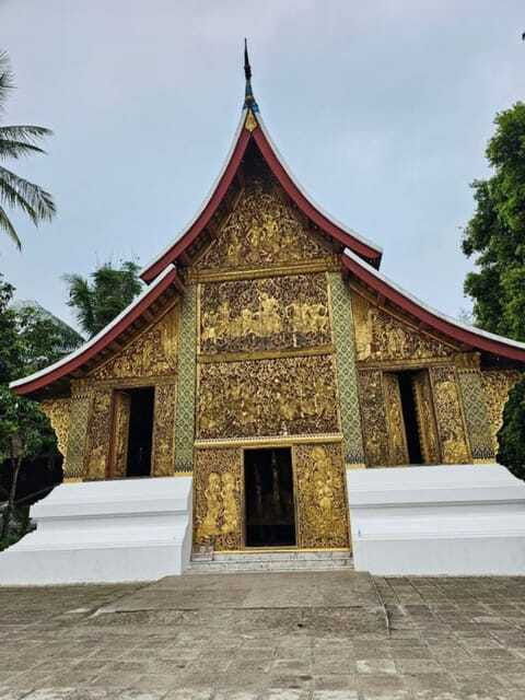 classic-tour-in-luang-prabang