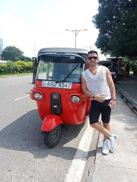 colombo-sightseeing-private-tour-by-tuk-with-hotel-pickup