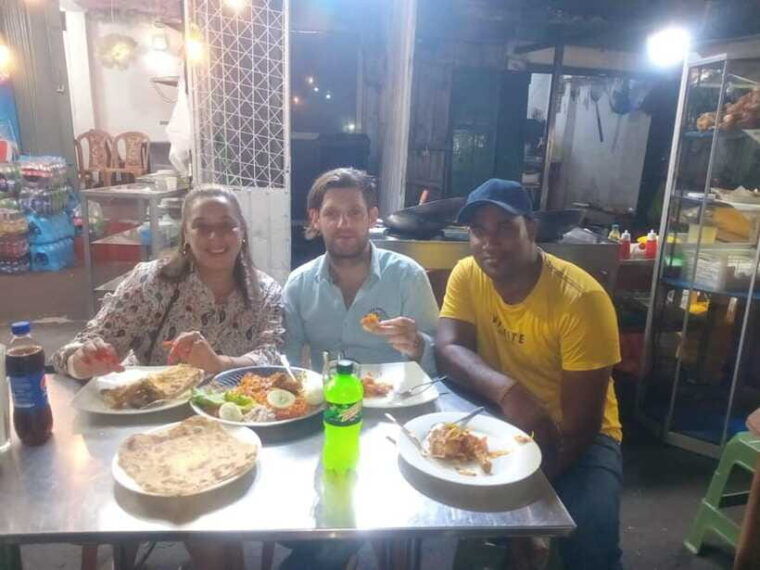 colombo-the-tastiest-private-street-food-tour-by-tuk-tuk