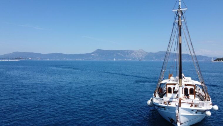 corfu-sunset-cruise-on-classic-boat-with-cocktails-snacks