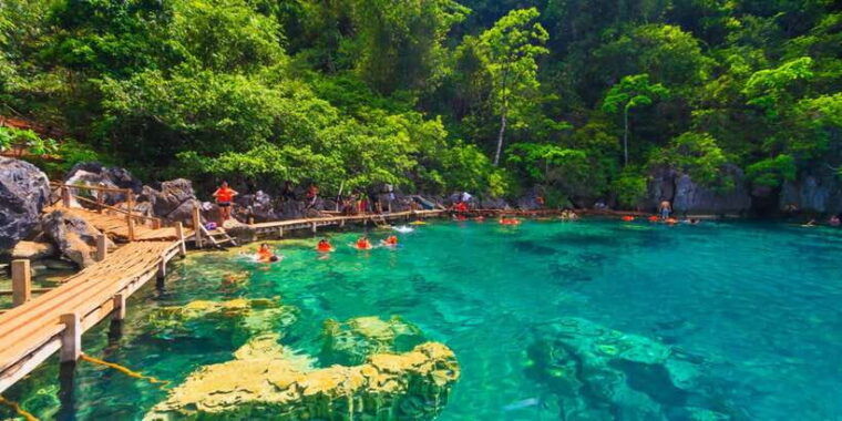 coron-off-bay-islands-lagoons-and-lakes-hopping-tour