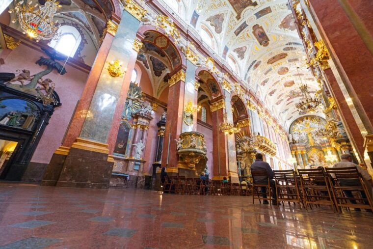 czestochowa-old-town-highlights-private-walking-tour