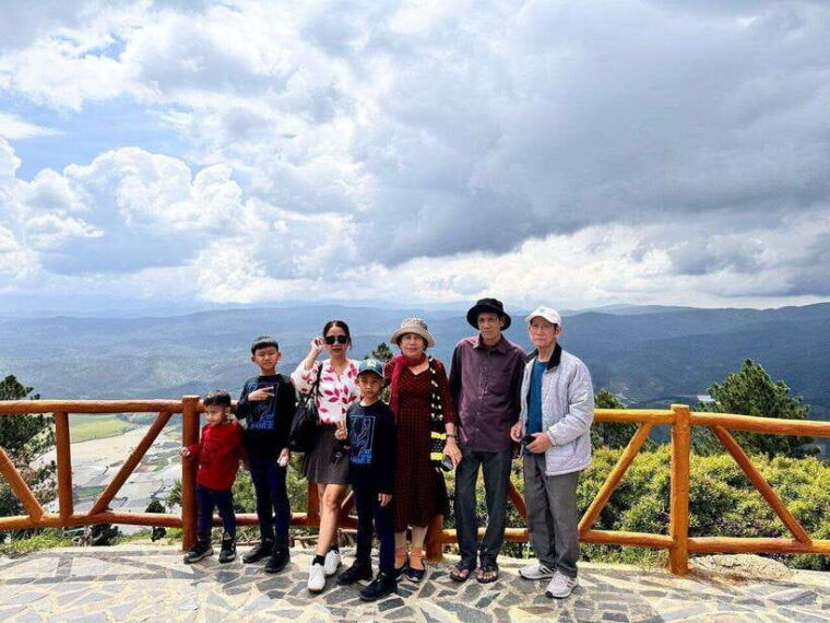 da-lat-adventure-langbiang-mountain-datanla-crazy-house