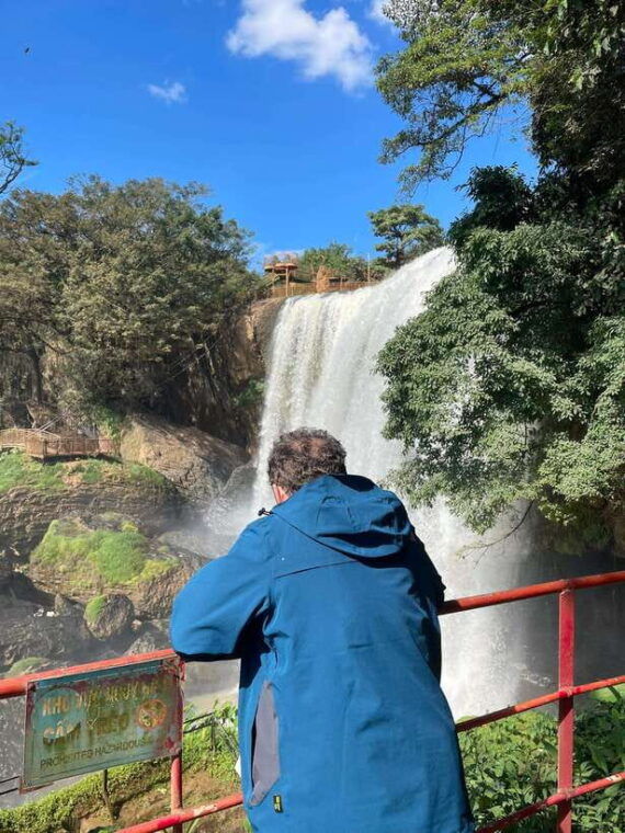 da-lat-countryside-waterfalls-and-pagodas-experience