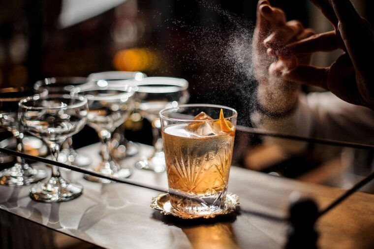 da-nang-cocktail-making-class-experience