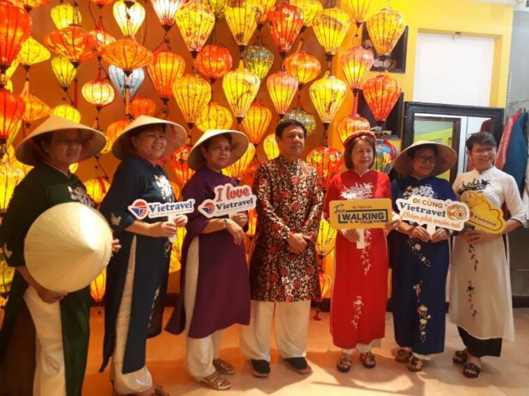 da-nang-experience-vietnamese-elegance-w-ao-dai-in-showroom