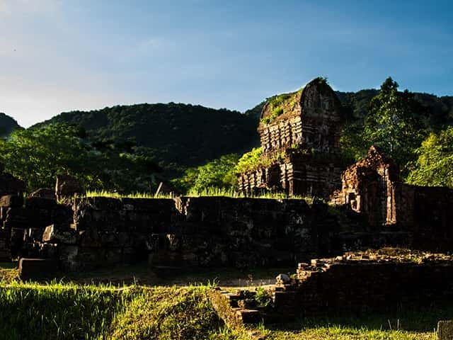 da-nang-half-day-journey-to-my-son-sanctuary