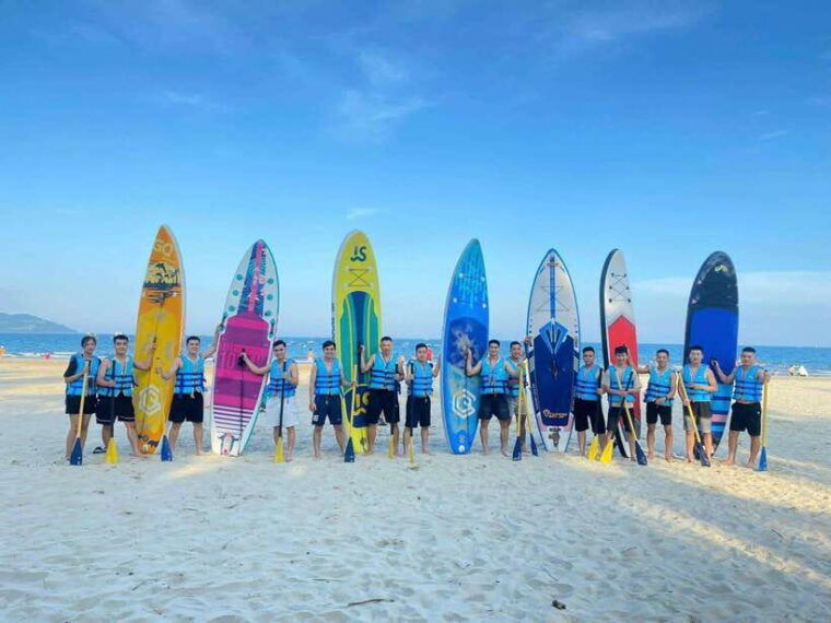 da-nang-man-thai-beach-stand-up-paddleboarding-tour