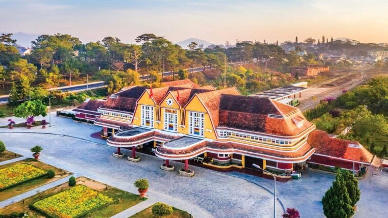 dalat-easy-rider-city-small-group-tour-by-motorbike