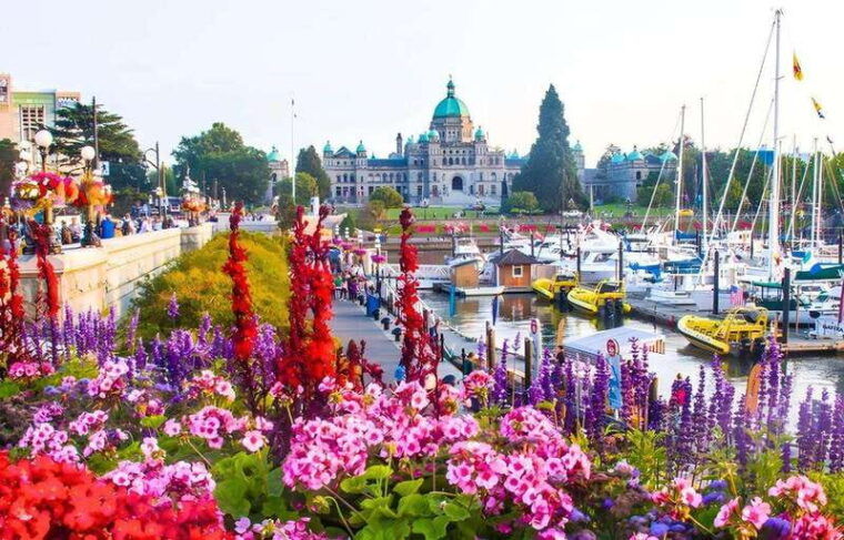 day-trip-from-vancouver-to-victoria-and-butchart-gardens