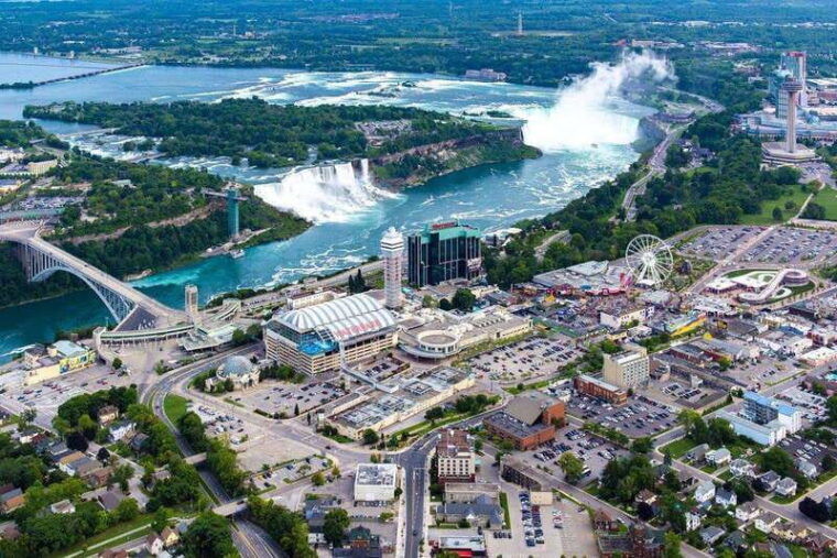 day-trip-to-niagara-from-toronto-with-spanish-speaking-guide