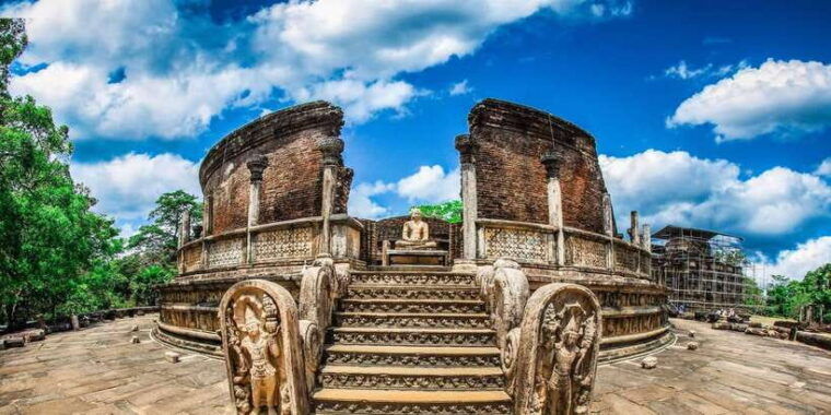 day-trip-to-the-ancient-city-of-polonnaruwa-from-negombo
