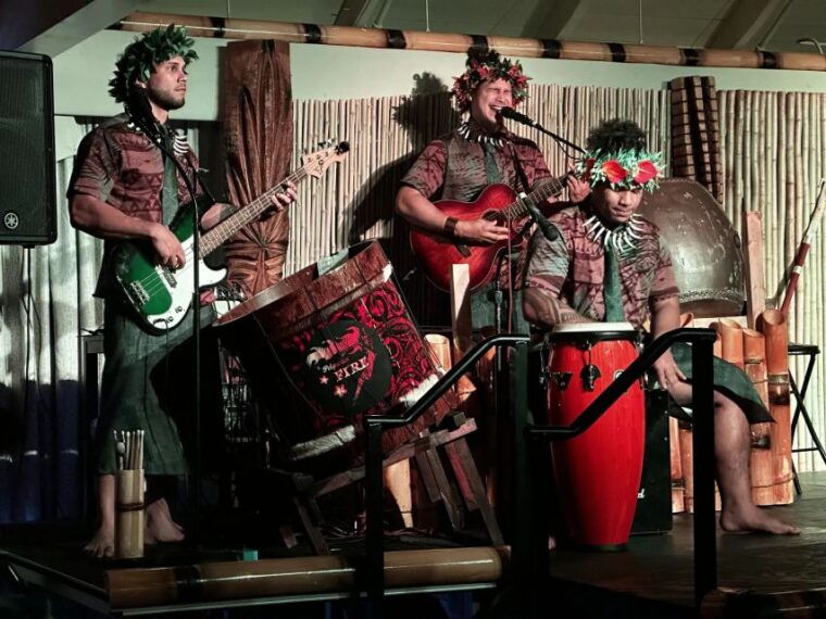daytona-beach-luau-with-polynesian-dinner-and-live-show