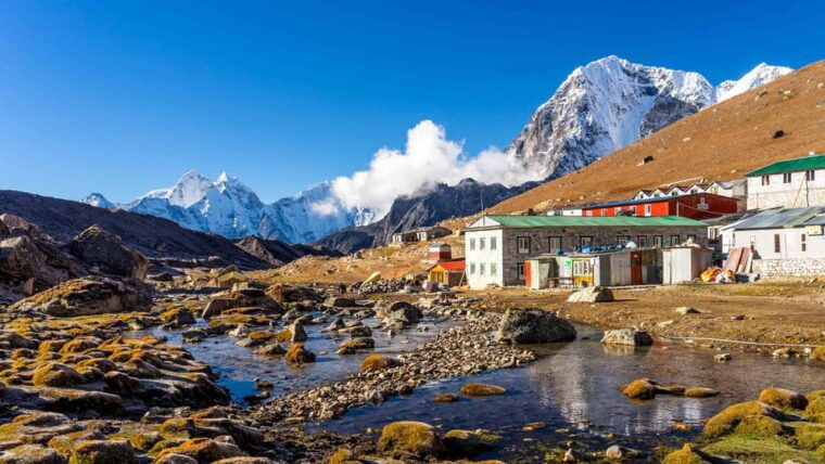everest-base-camp-helicopter-tour-with-landing-3