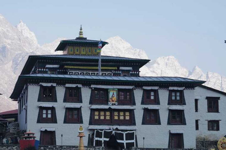 everest-base-camp-trek-12-days-guided-trek