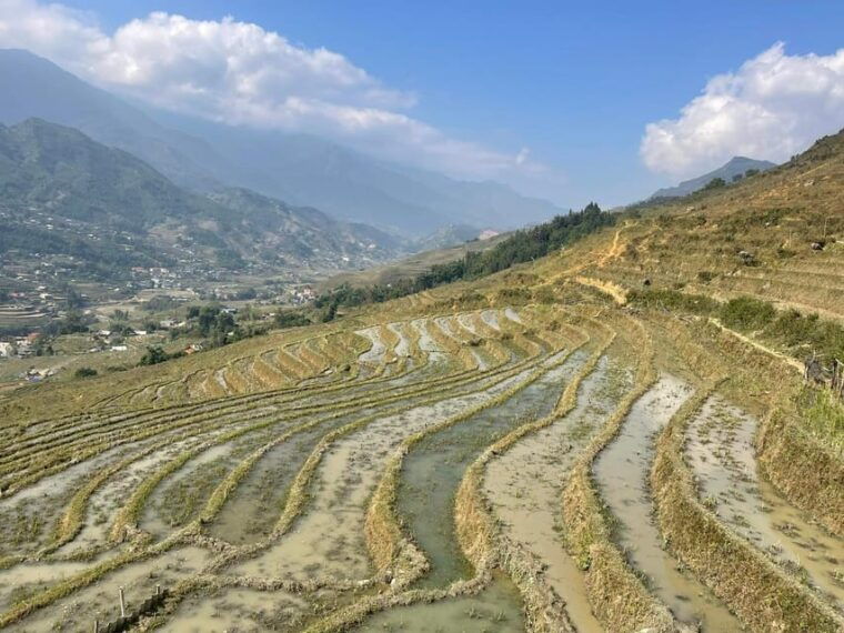 explore-the-real-of-local-life-in-sapa-2d1n