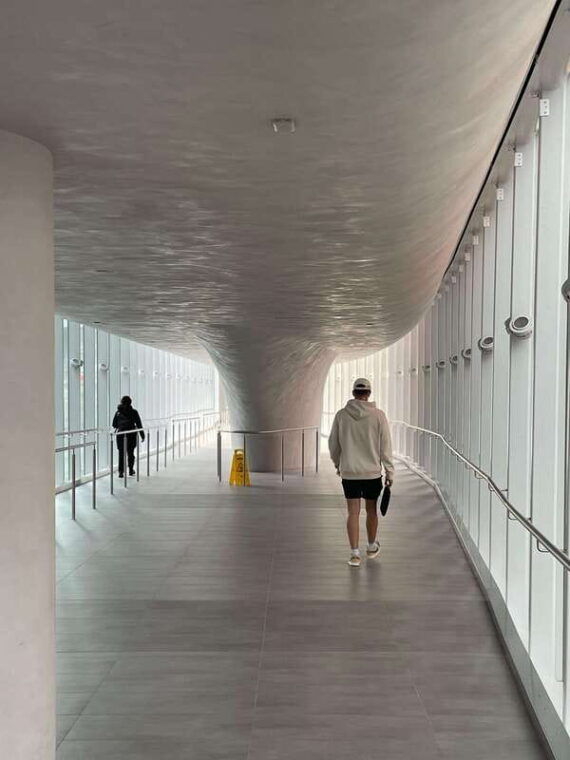 explore-underground-city-downtown-great-tour-to-stay-warm