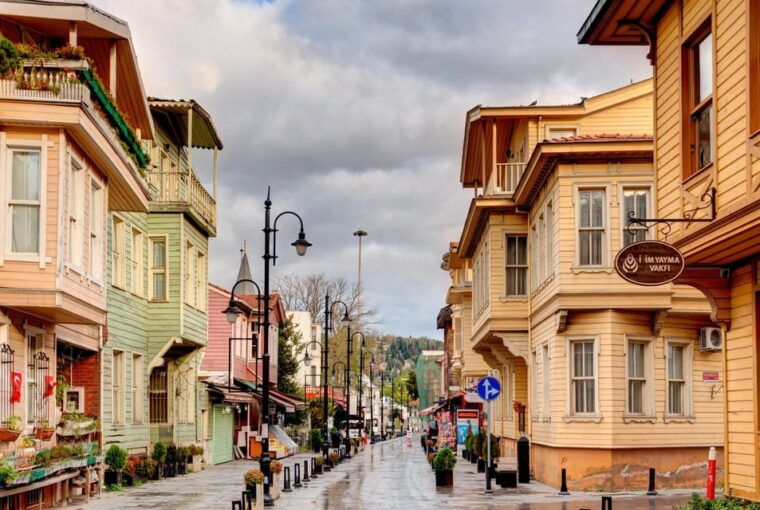 eyup-sultan-mosque-and-eyup-district-istanbul-walking-tour