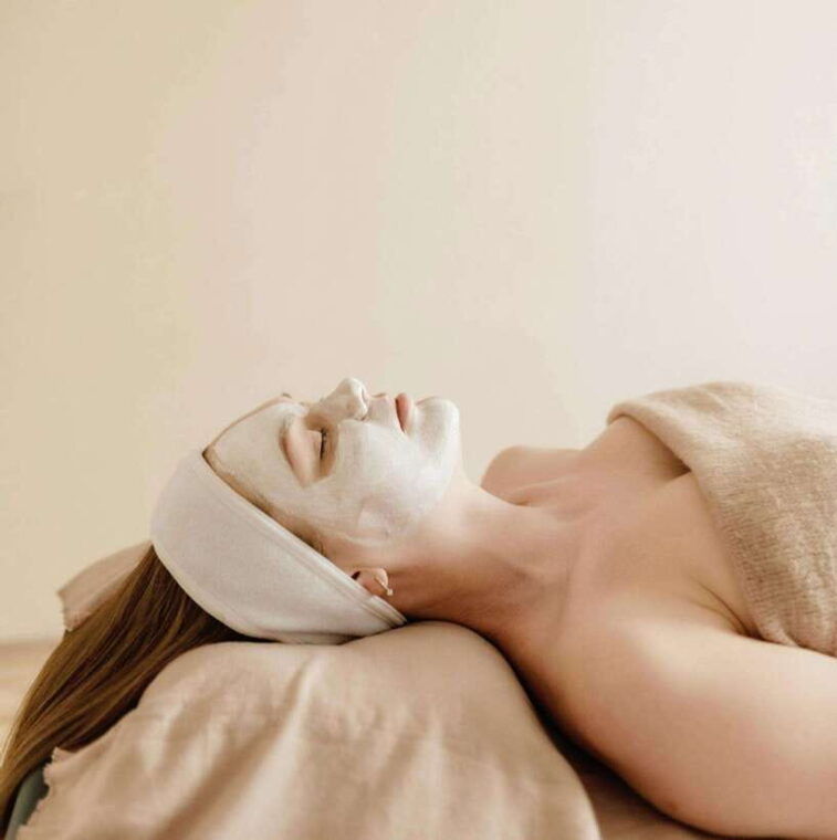 facial-treatments-with-villa-hotel-and-home-services