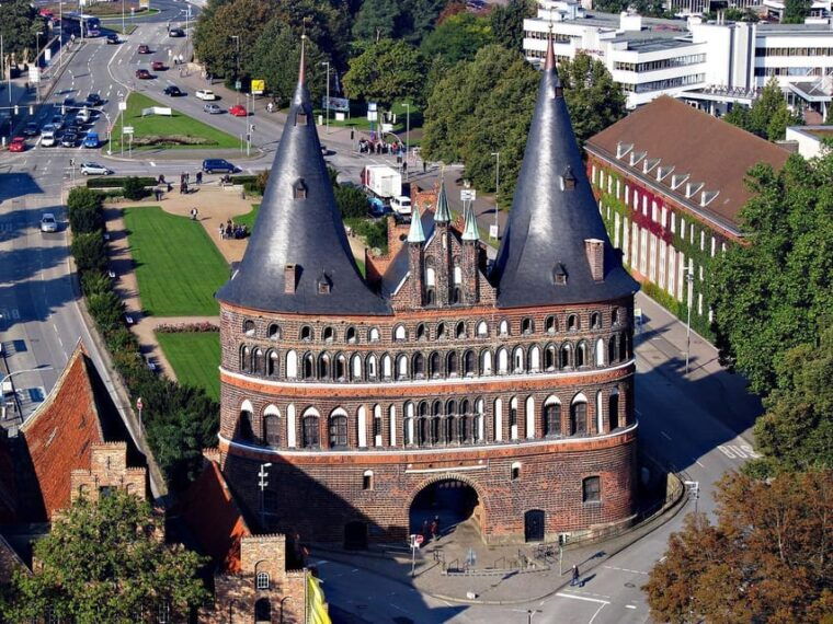 fascinating-pearls-of-lubeck-guided-walking-tour-2