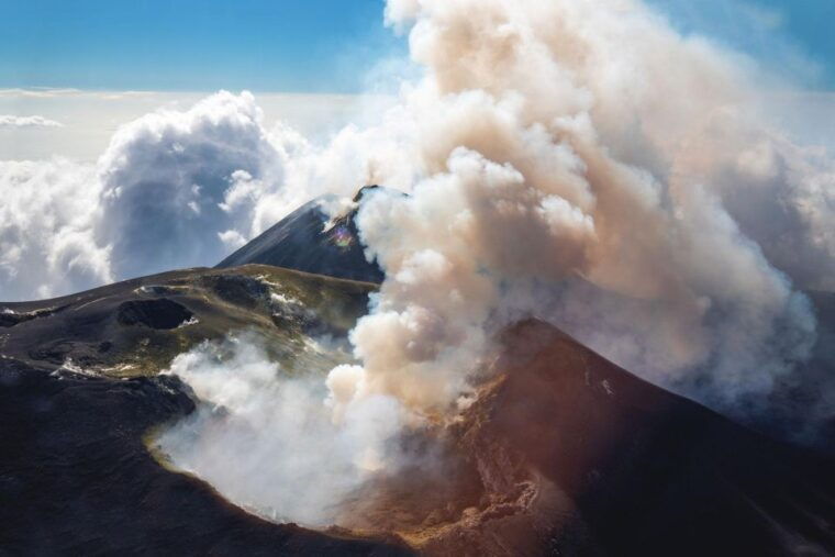 fiumefreddo-group-flight-helicopter-tour-over-etna