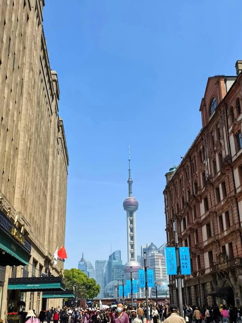 free-private-tour-in-shanghai-the-bund-yu-garden-zhujiajiao