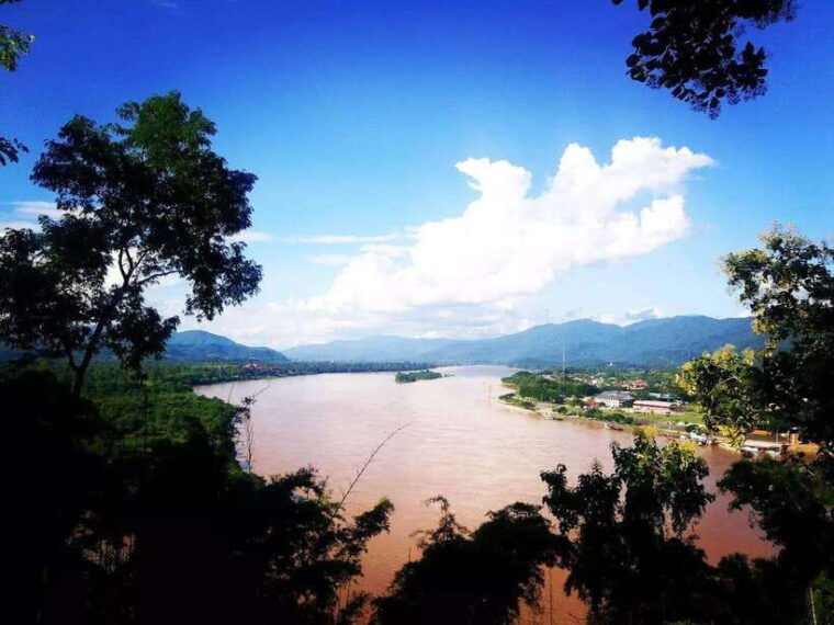 from-chiang-mai-chiang-rai-temples-and-golden-triangle-tour