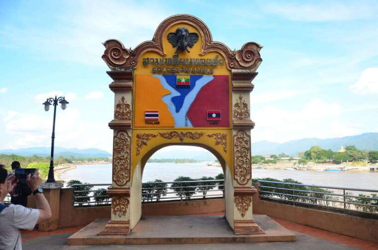 from-chiang-mai-chiang-rais-temples-and-golden-triangle