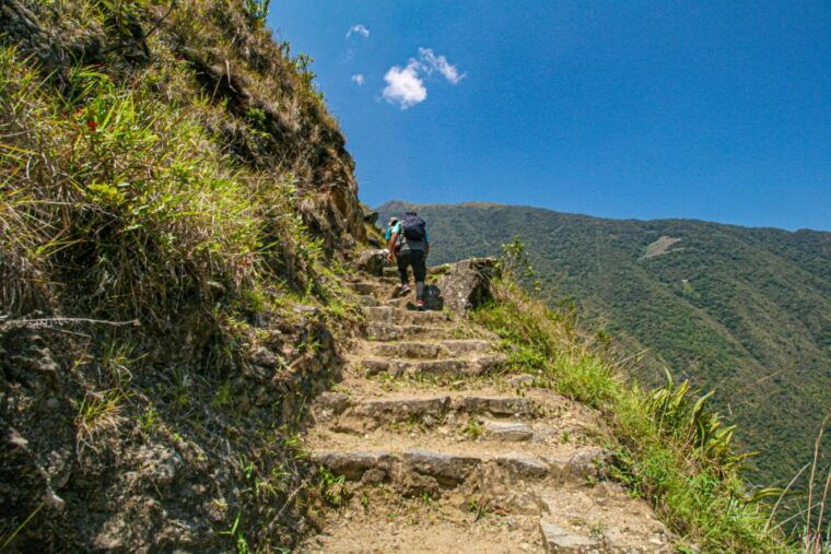 from-cusco-one-day-inca-trail-challenge-to-machu-picchu-2